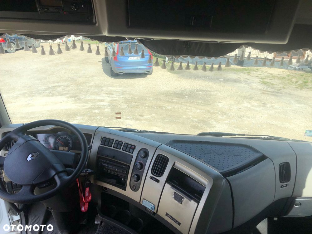 Renault Premium - 4