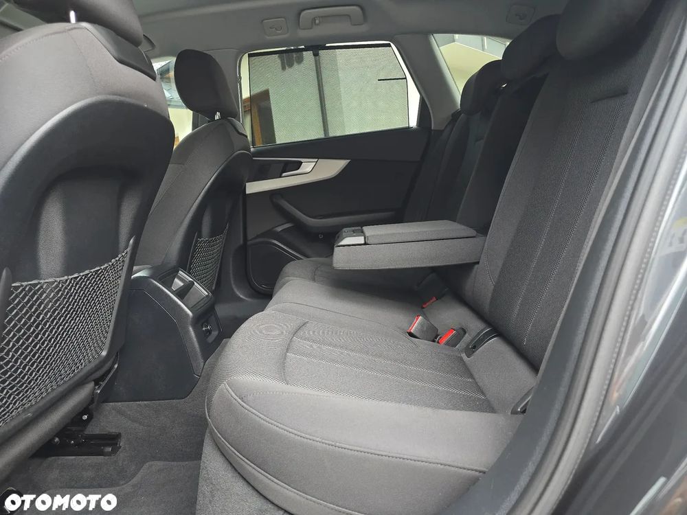 Audi A4 Avant 35 TDI S tronic - 32