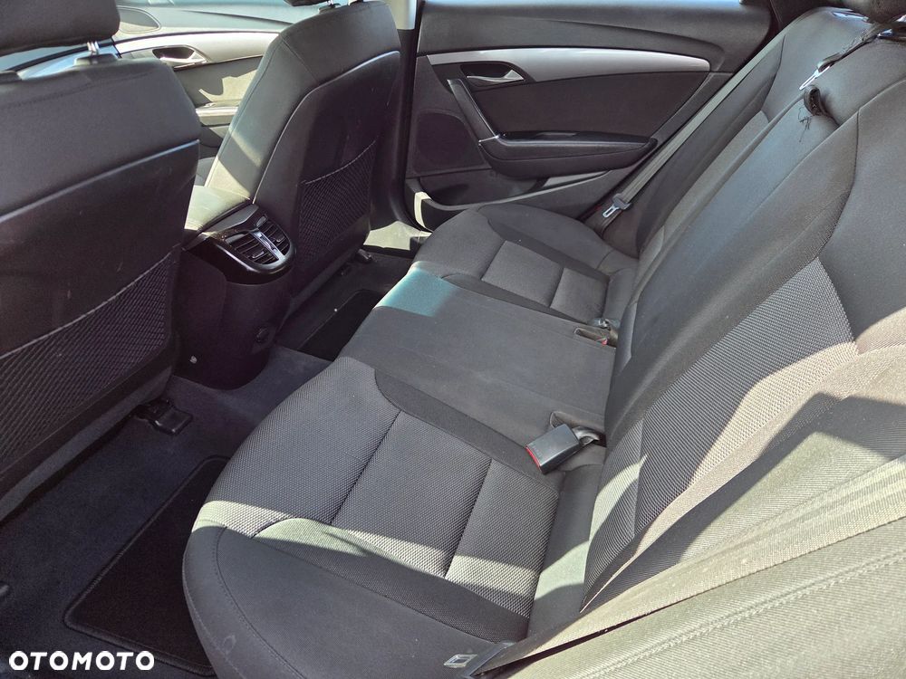Hyundai i40 1.7 CRDi Comfort + - 10