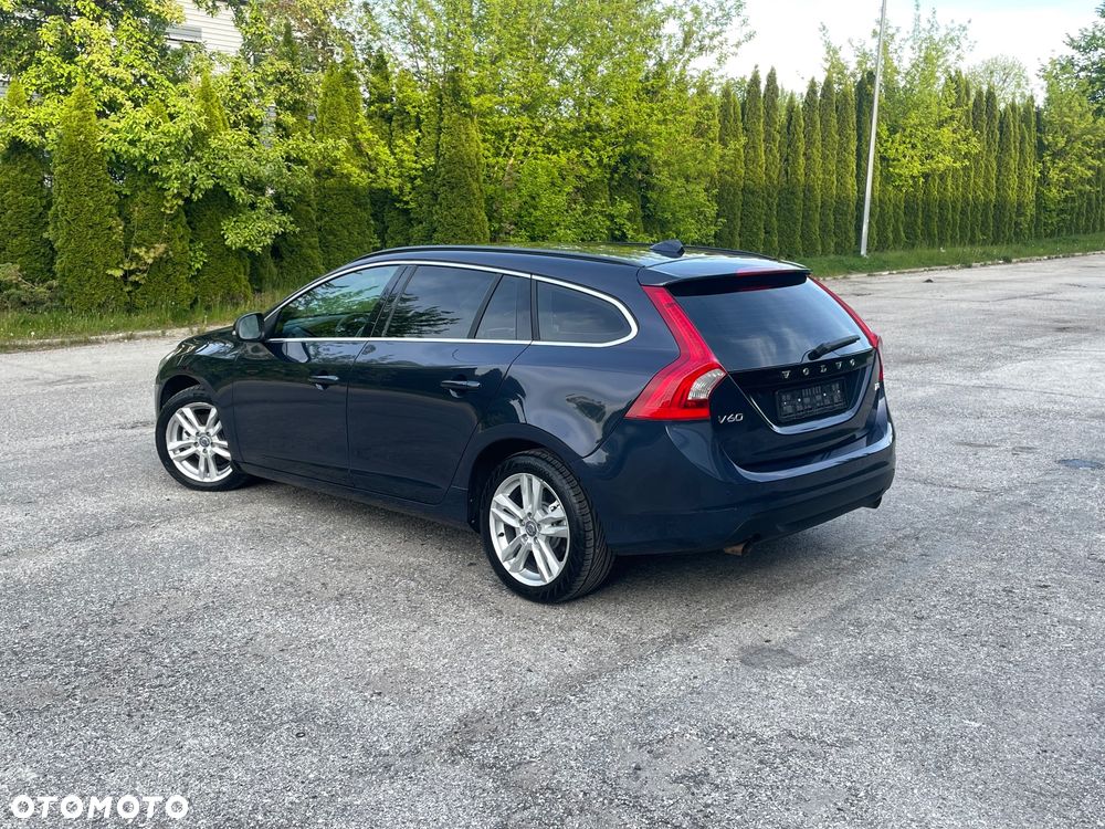Volvo V60 T3 Kinetic - 20