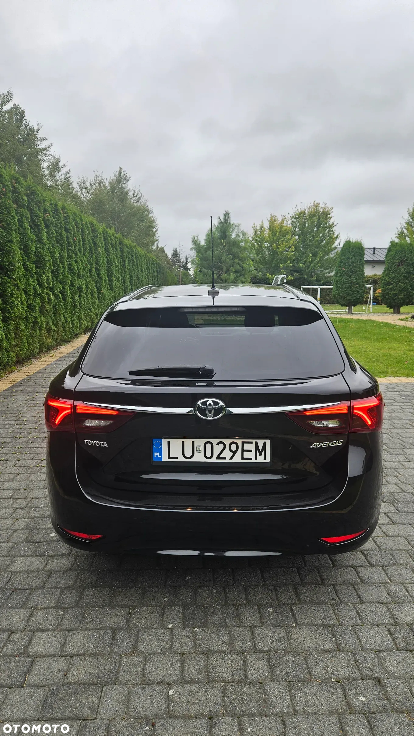 Toyota Avensis 2.0 D-4D Prestige - 3