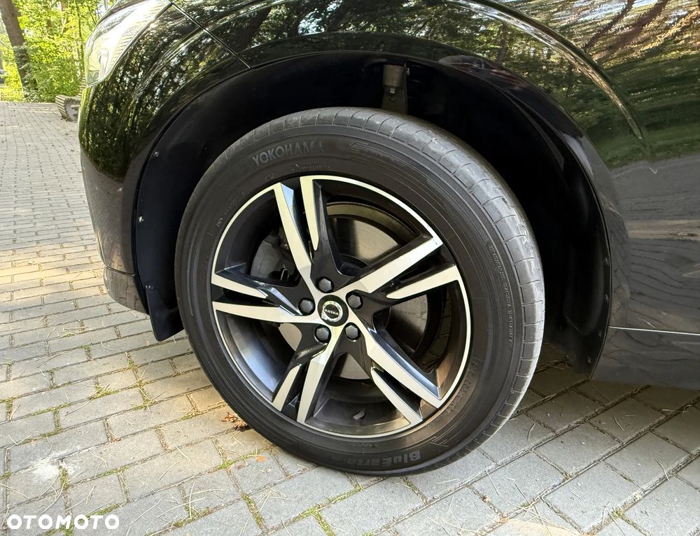 Volvo XC 60 B4 D AWD R-Design - 14