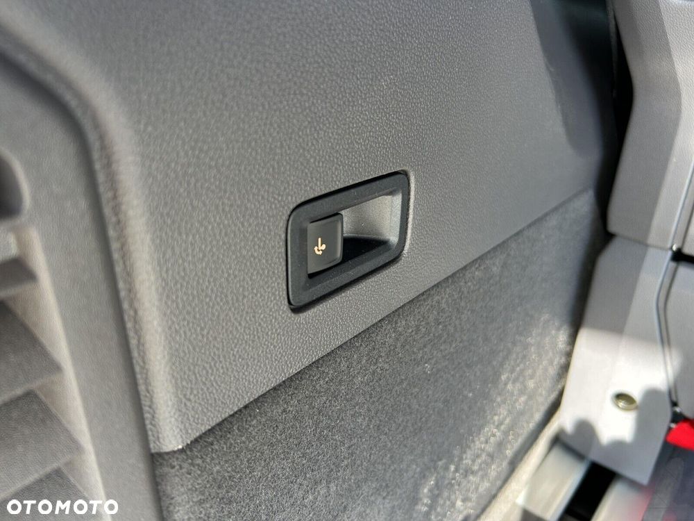 Volkswagen Multivan 2.0 TDI L2 Family DSG - 36