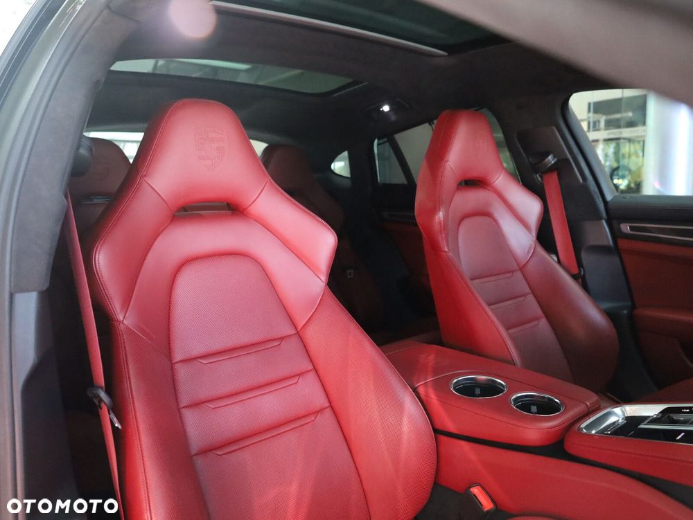 Porsche Panamera - 15