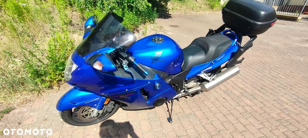 Honda CBR - 7