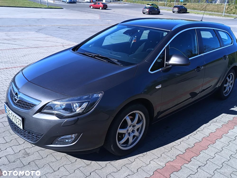 Opel Astra 1.4 T Cosmo - 17