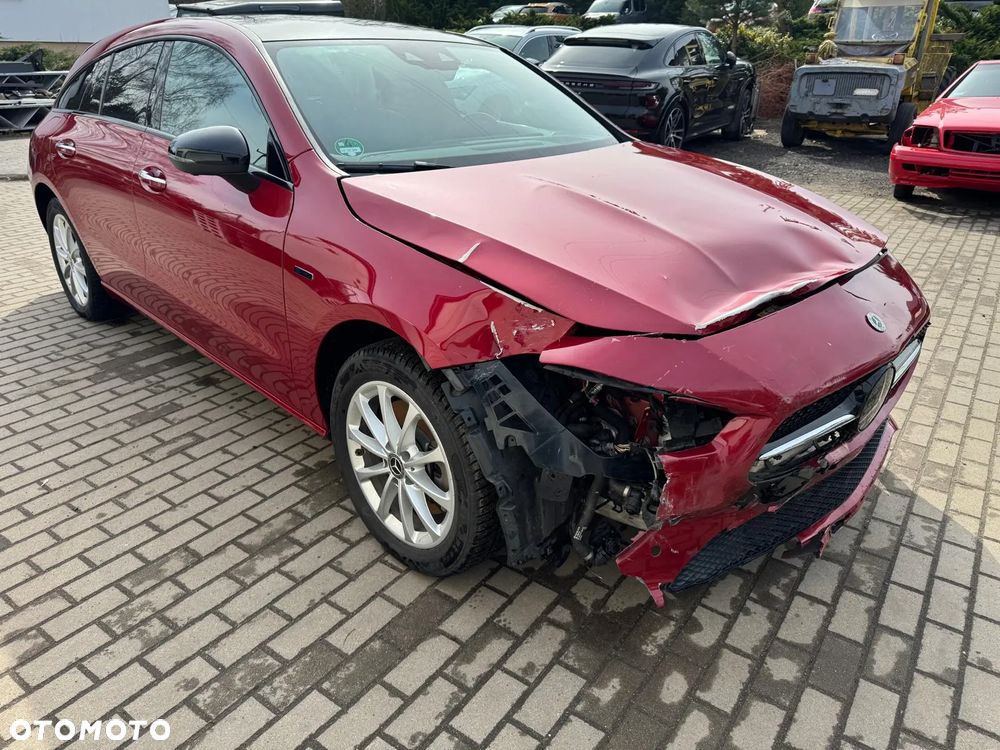 Mercedes-Benz CLA 250 e 8G-DCT Special Edition - 6