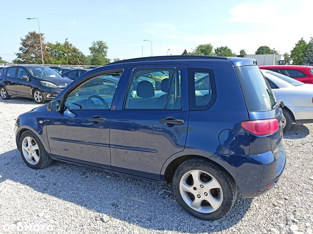 Mazda 2 - 3