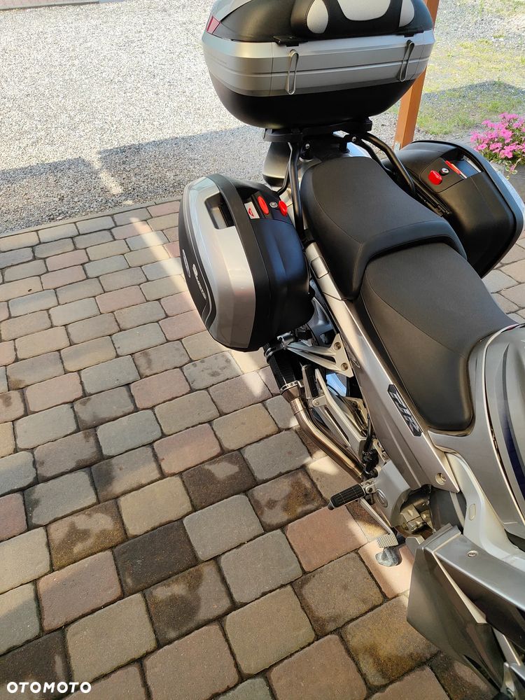 Yamaha FJR - 14