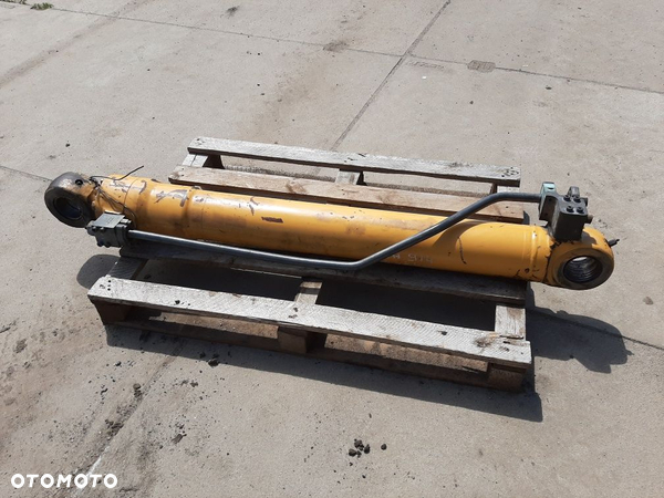 Siłownik hydrauliczny do łyżki koparka liebherr r 914