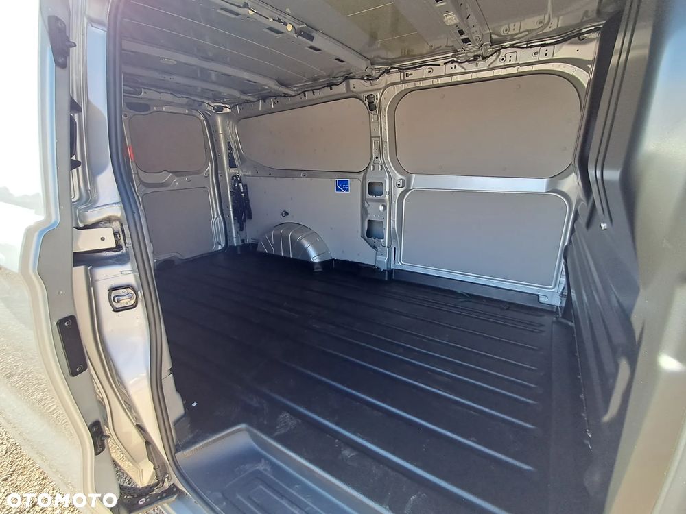 Ford Custom VAN - 7