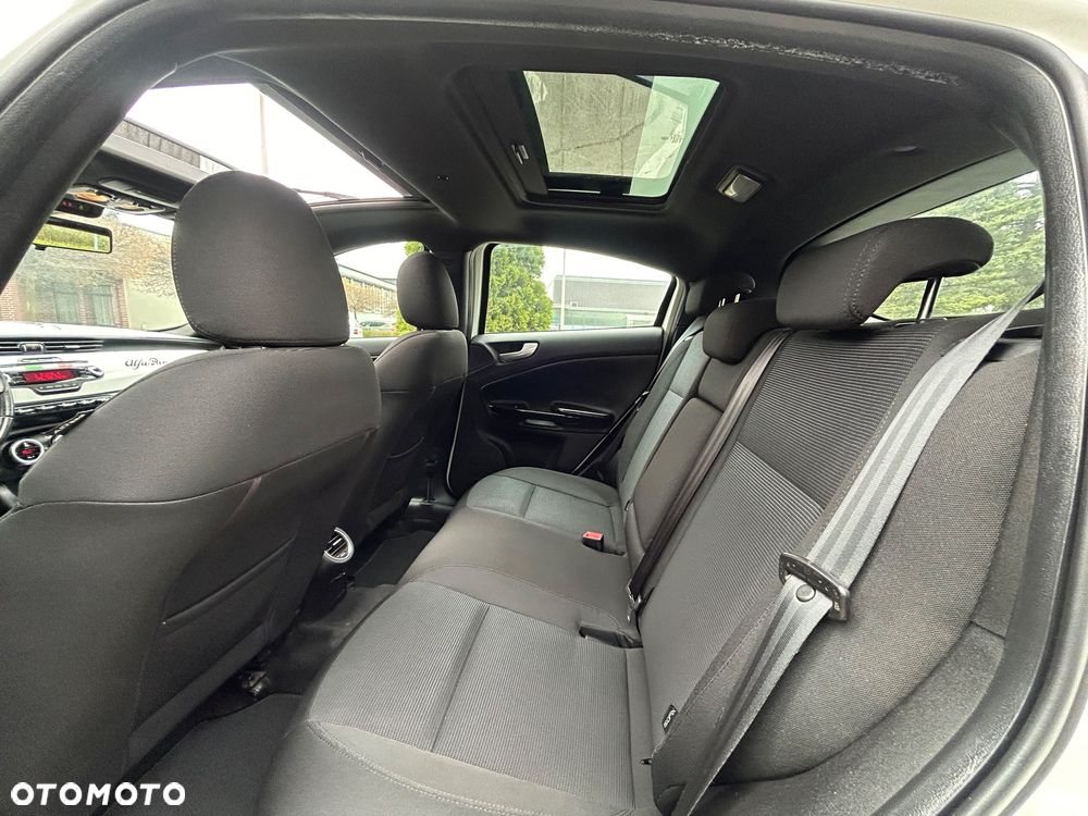 Alfa Romeo Giulietta 1.4 TB 16V Super - 9