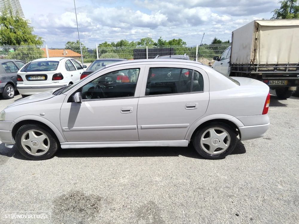 Opel Astra 1.4i 16V - 1