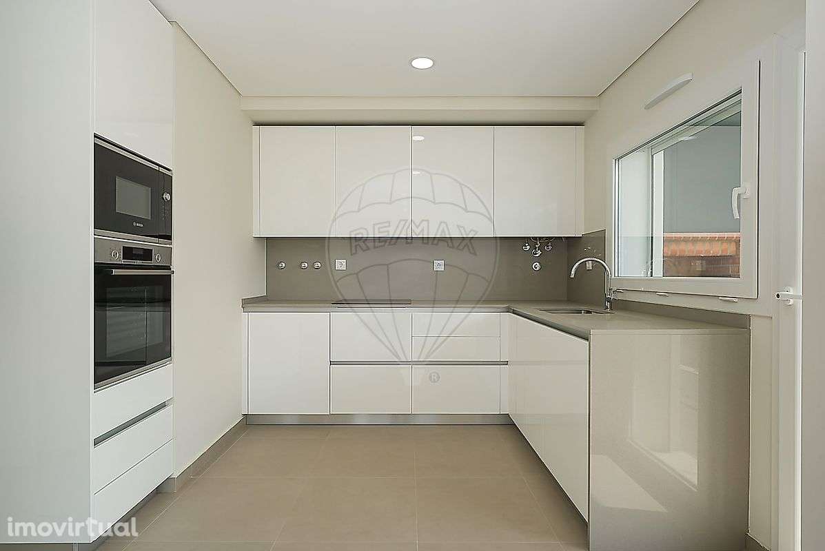 Apartamento T2 para arrendamento - Grande imagem: 4/16