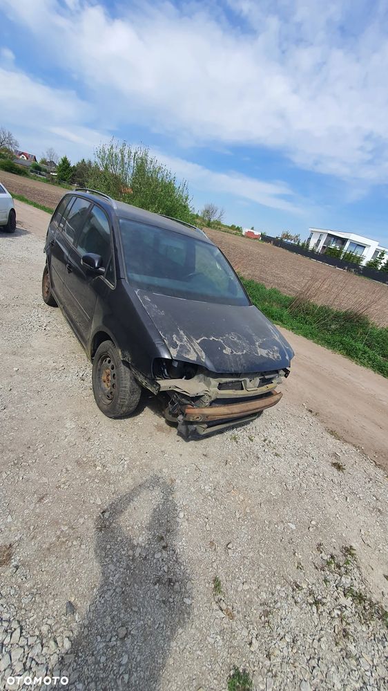 Touran 2.0 tdi 140km - 6