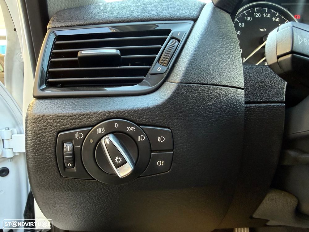 BMW X1 16 d sDrive - 10