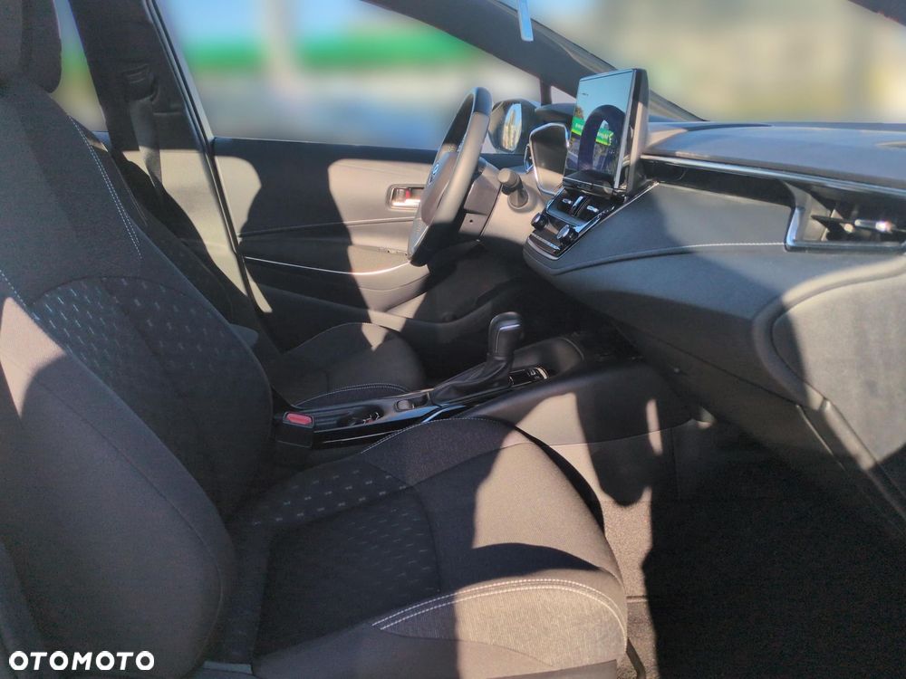 Toyota Corolla 1.8 Hybrid Comfort - 9