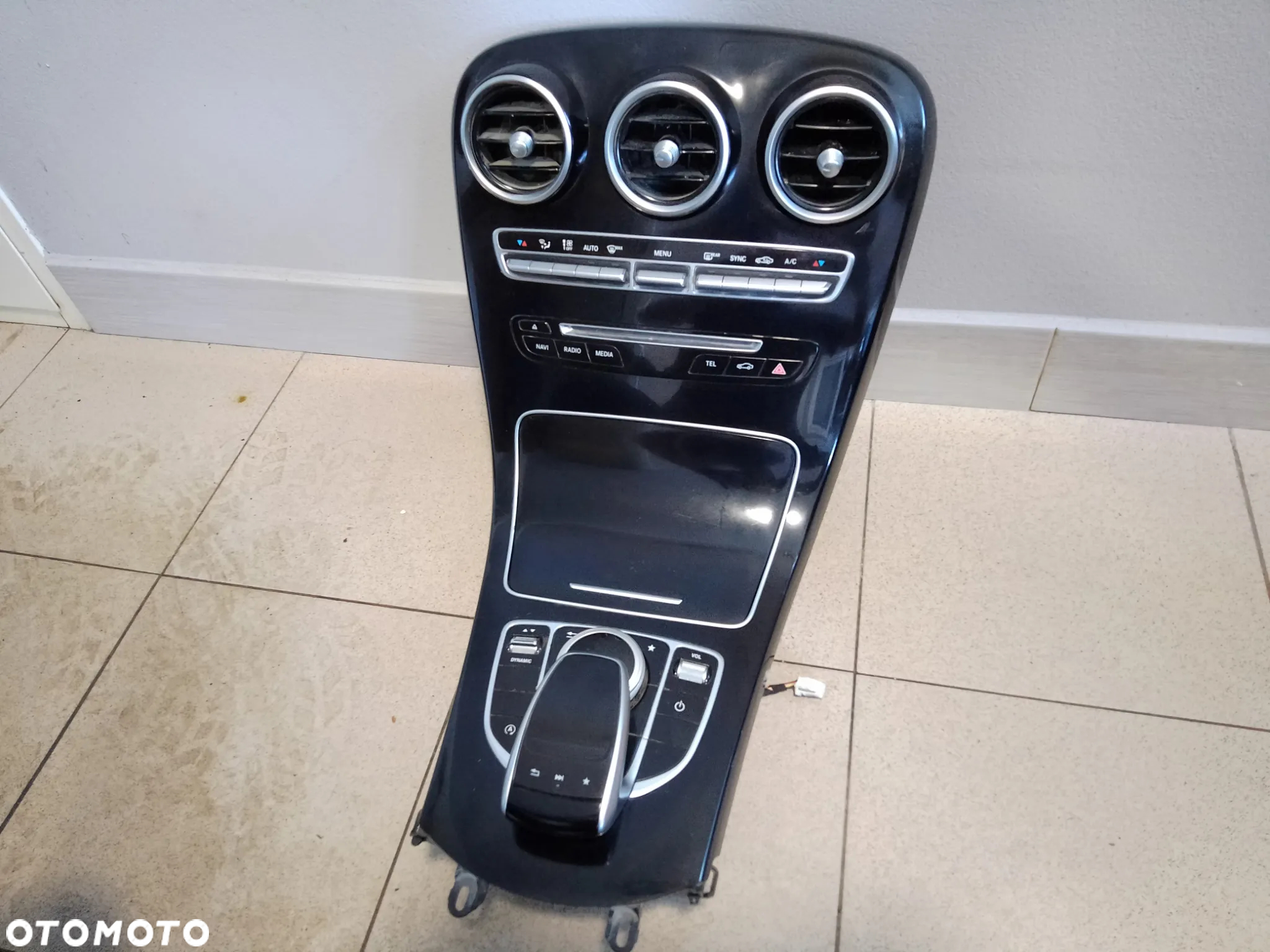 Panel klimatyzacji MERCEDES C W205 - 2