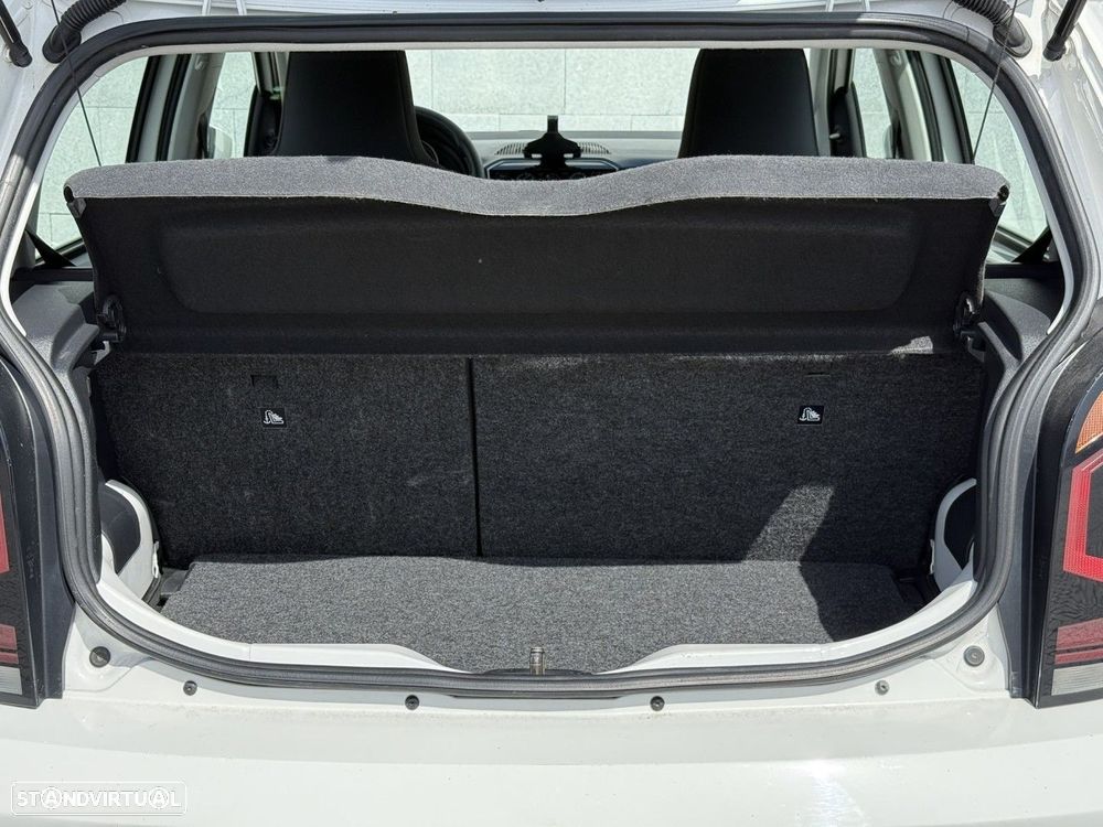 VW Up! 1.0 Move - 13