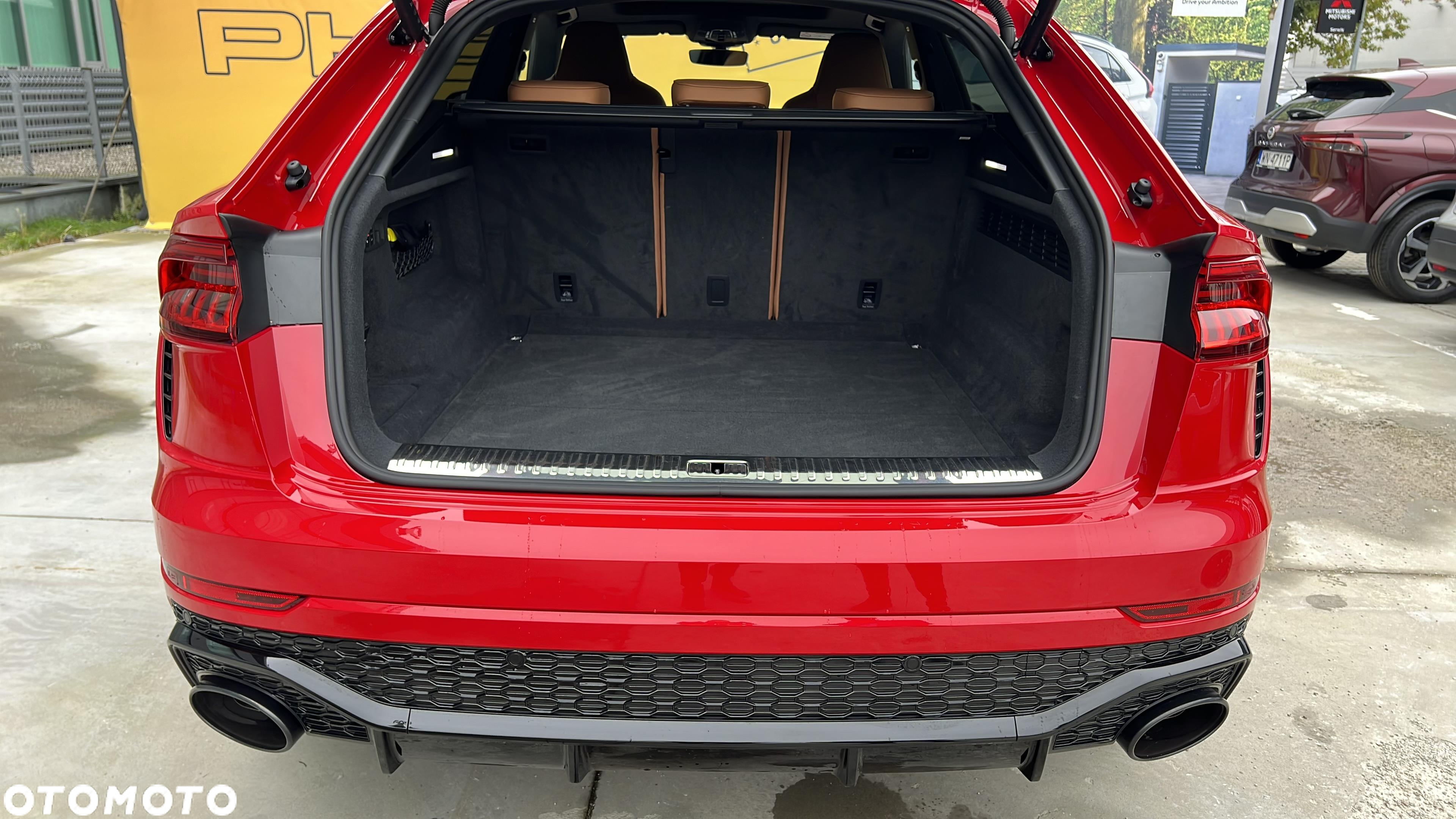 Audi RS Q8 - 18