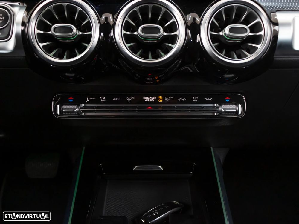 Mercedes-Benz GLB 200 d Progressive - 39