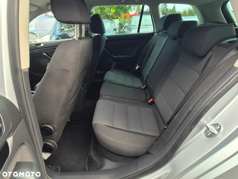 Volkswagen Golf Variant 1.6 TDI DPF Comfortline - 28