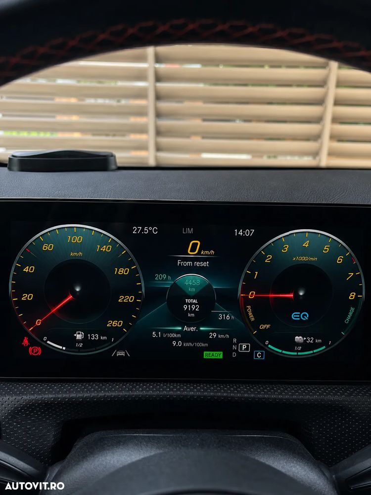Mercedes-Benz CLA 250 - 19