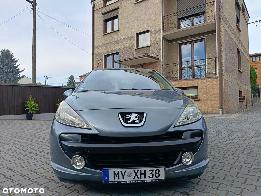 Peugeot 207 2009 photo 2