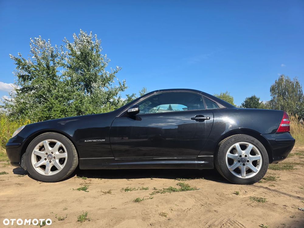 Mercedes-Benz SLK - 16