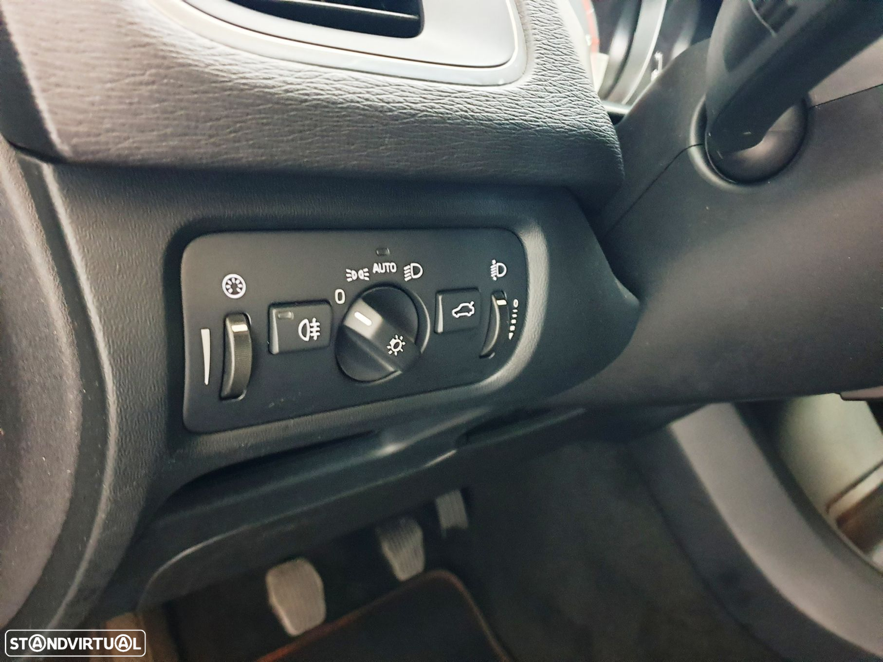 Volvo V40 1.6 D2 VOR - 14