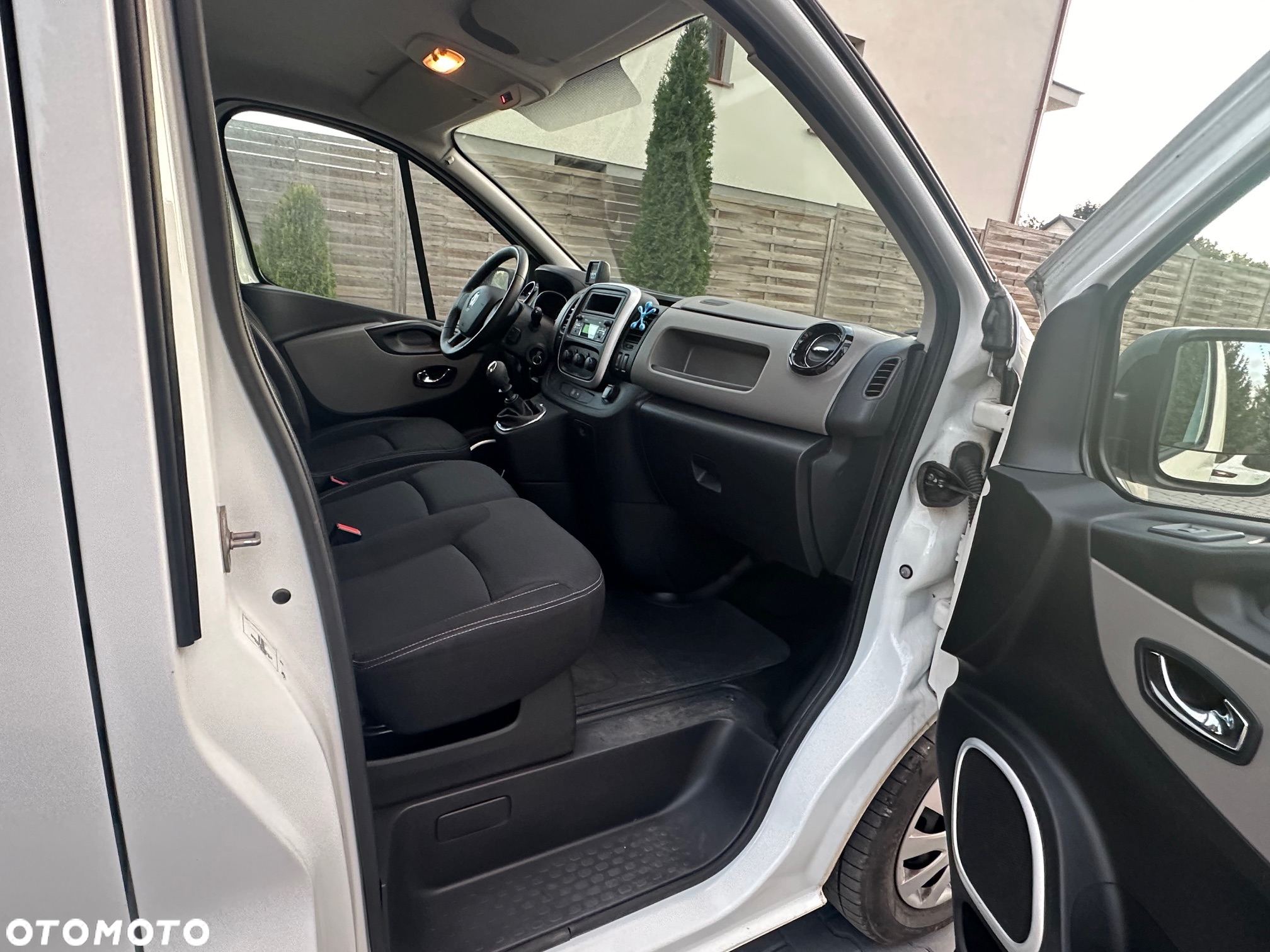 Renault Trafic 1,6 dci 2018 r. L2H1P2 Chłodnia - 11