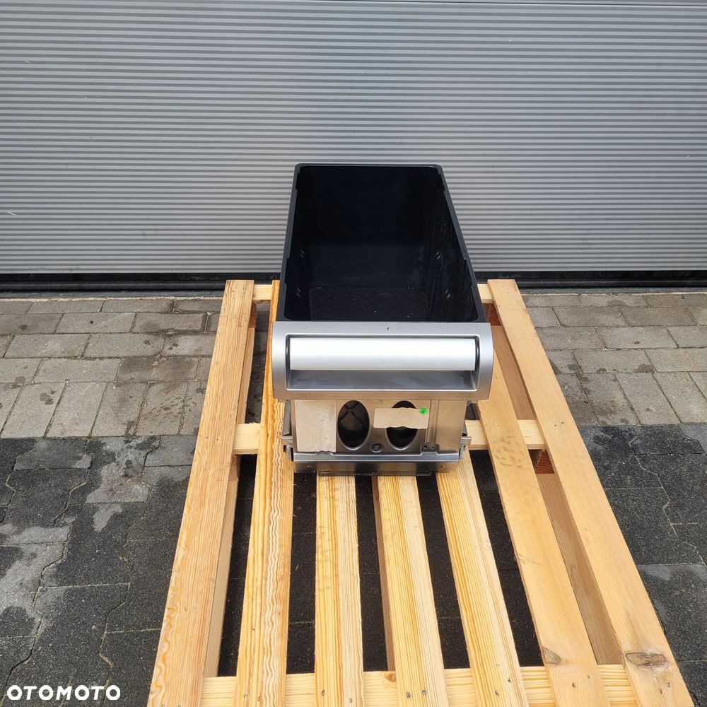 SCHOWEK BOX DAF XF 106 LIFT ORYGINAŁ CHWALIM116 - 1