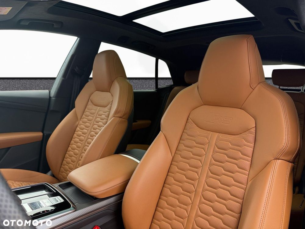 Audi RS Q8 TFSI Quattro Tiptronic - 14