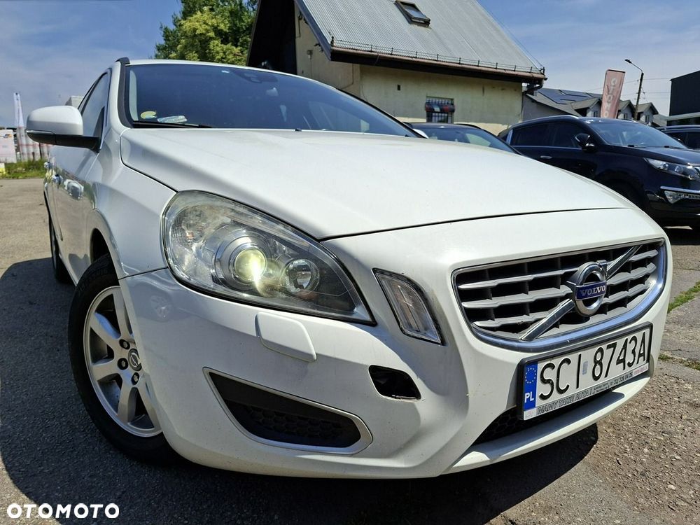 Volvo V60 D3 Momentum - 5