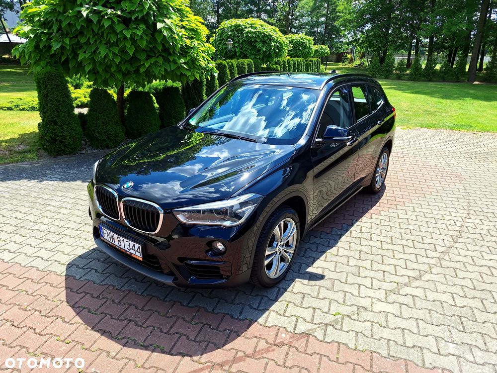 BMW X1 xDrive18d Sport Line - 3