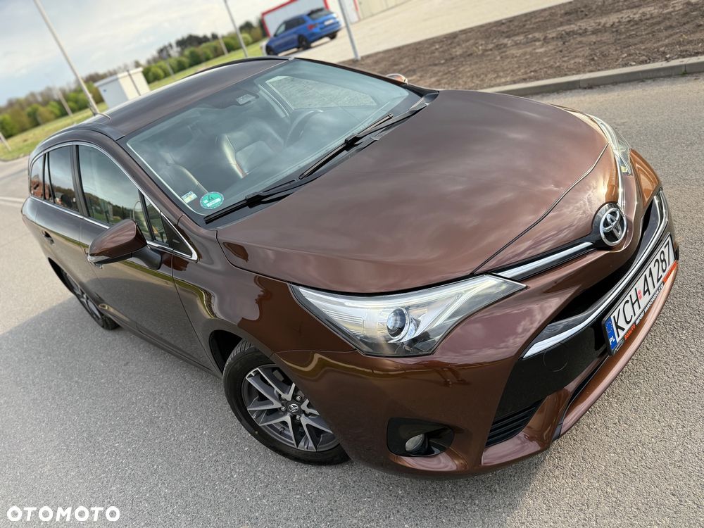 Toyota Avensis Touring Sports 1.8 Edition S+ - 13
