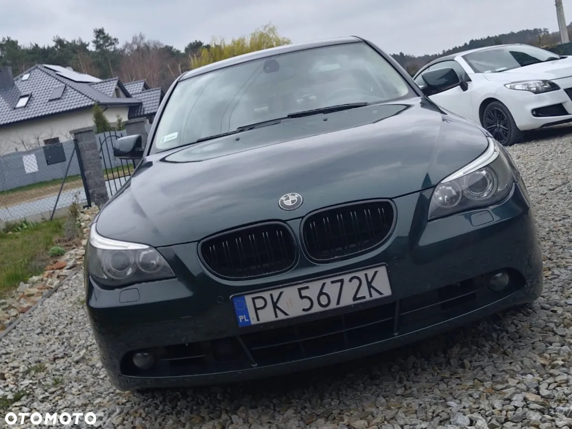 BMW Seria 5 545i - 2