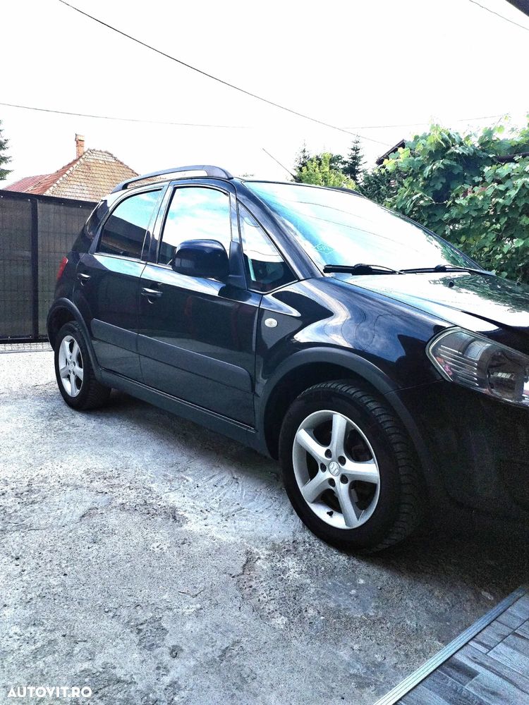 Suzuki SX4 1.6L 4WD GLX - 2