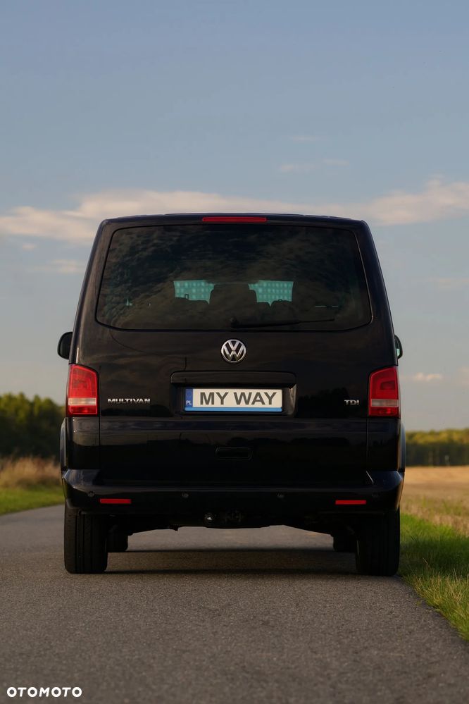 Volkswagen Multivan - 6