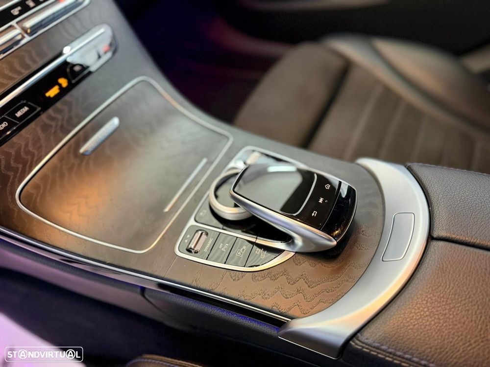 Mercedes-Benz C 300 de AMG Line - 24