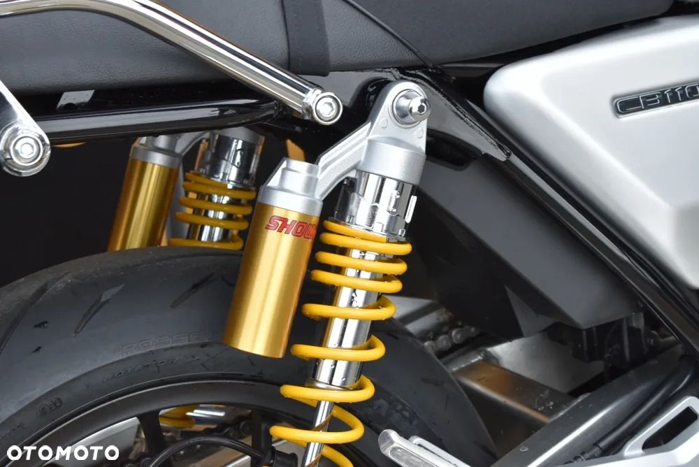 Honda CB - 33