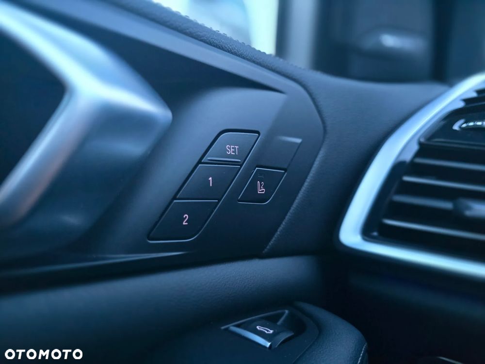 BMW X5 xDrive30d - 25