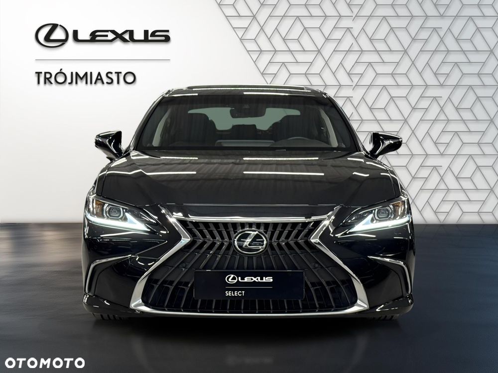 Lexus ES 300h Business Edition - 9