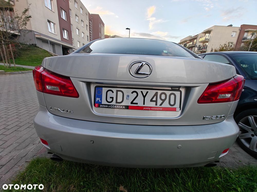 Lexus IS 250 - 4