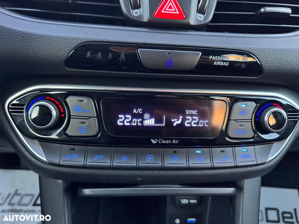 Hyundai i30 1.6 CRDI 48V-Hybrid Prime - 15