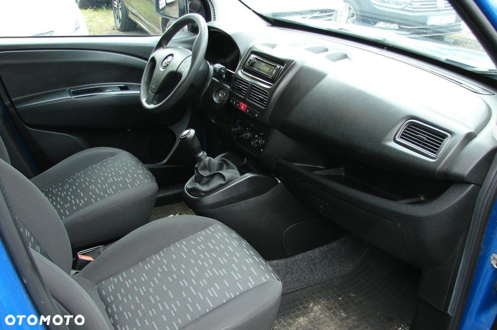 Opel Combo - 13