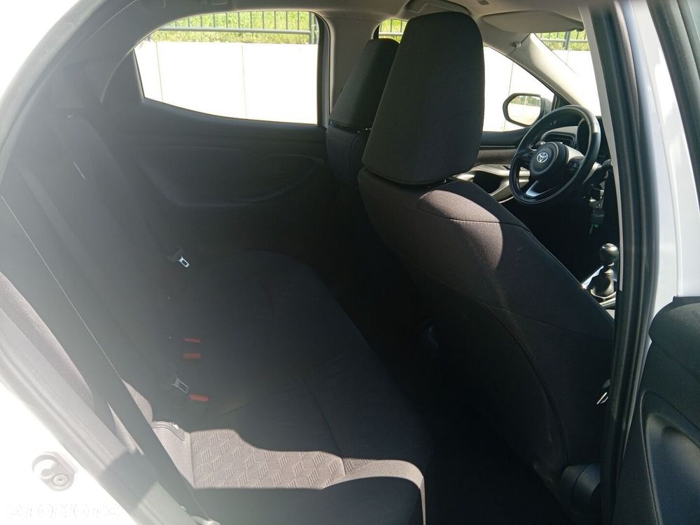 Toyota Yaris - 11
