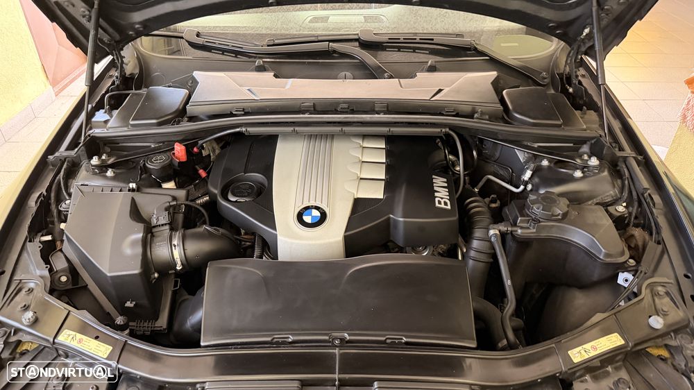BMW 320 d Coupe - 14