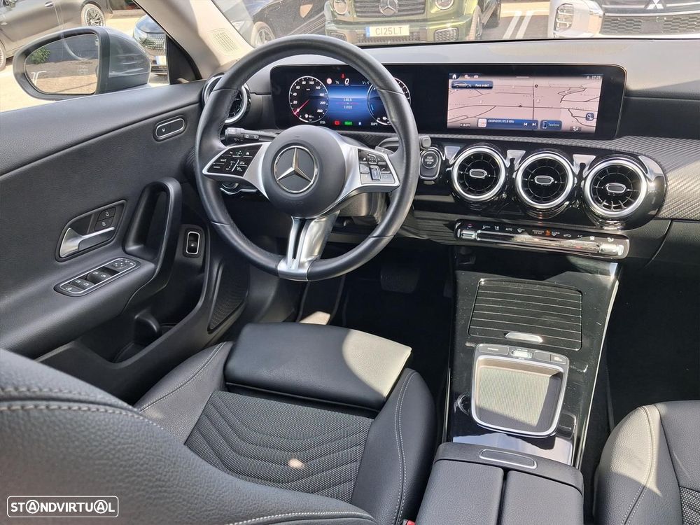 Mercedes-Benz CLA 250 e Shooting Brake Style Plus - 17