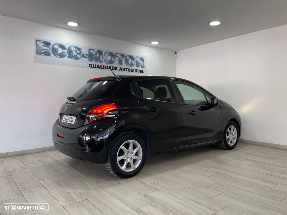 Peugeot 208 1.2 PureTech Style - 16